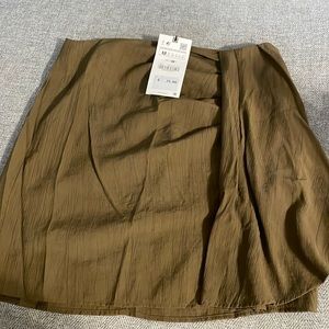 ZARA NEW SKIRT SIZE M